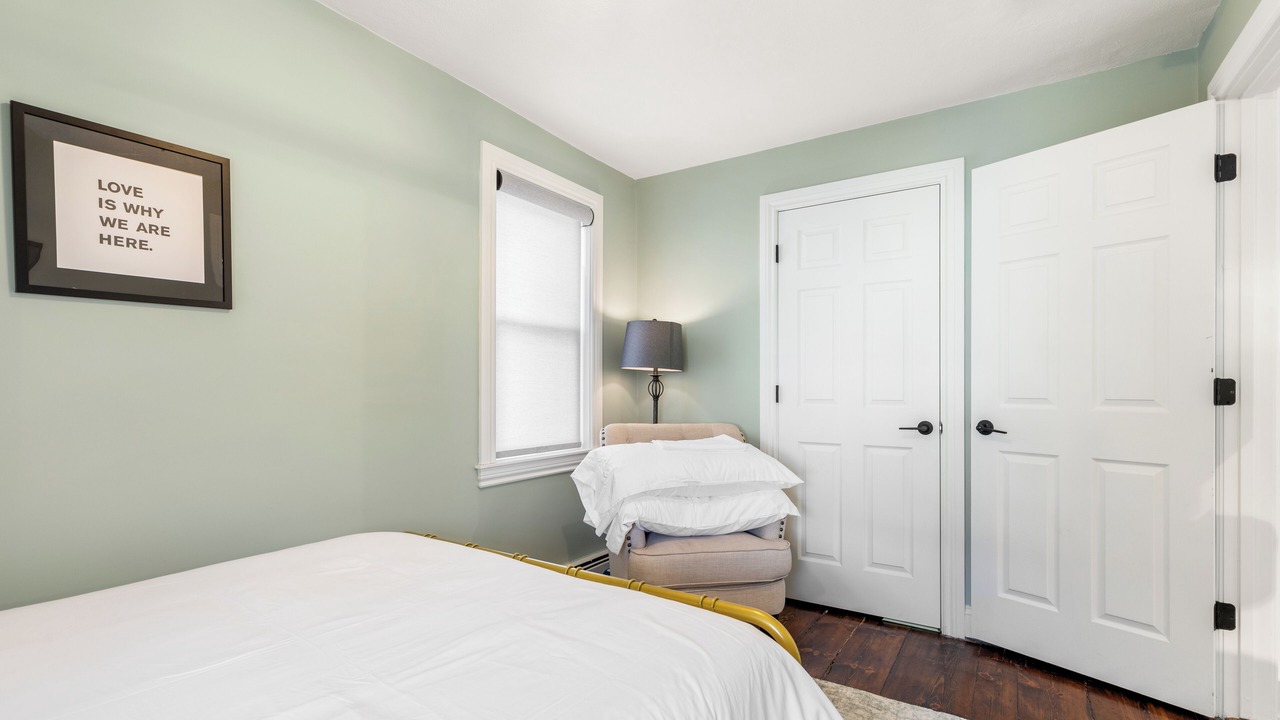 Photo of Bedroom in West End