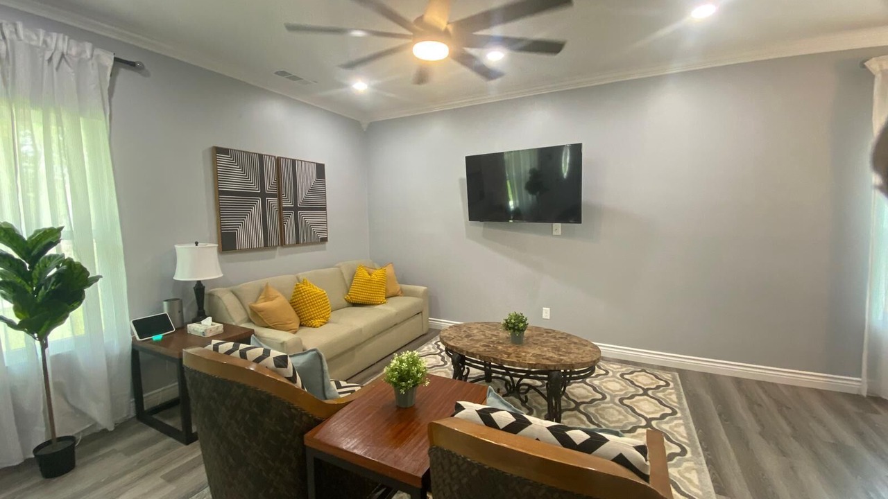 Photo of Livingroom in Collierville