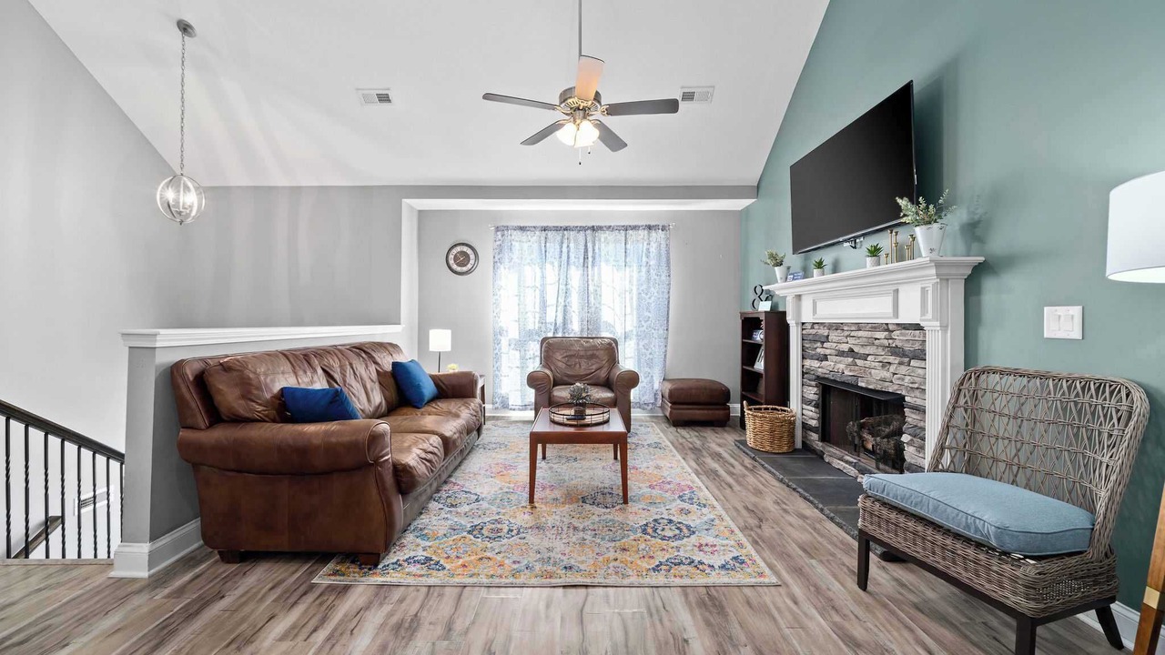 Photo of Livingroom in Clarksville