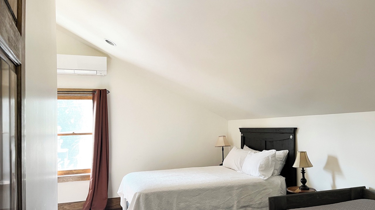 Photo of Bedroom in Sunnyside