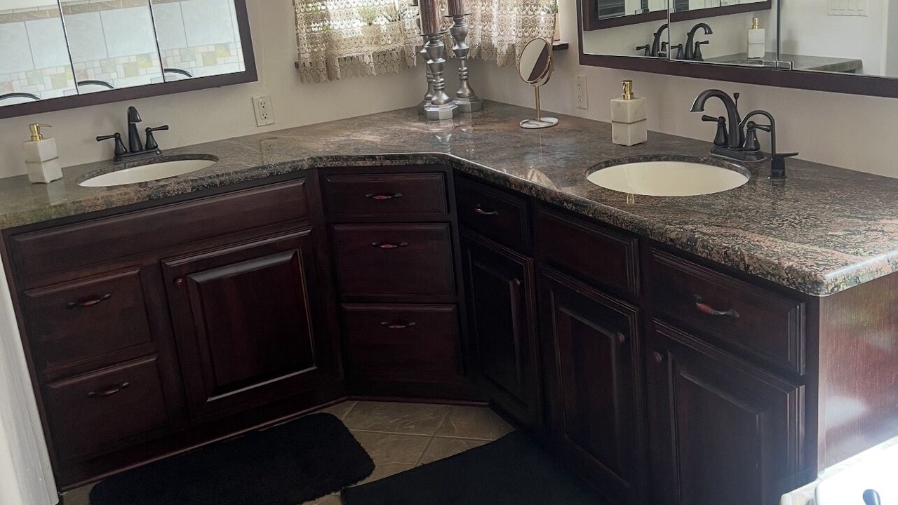 Photo of Bathroom in Ruidoso Downs