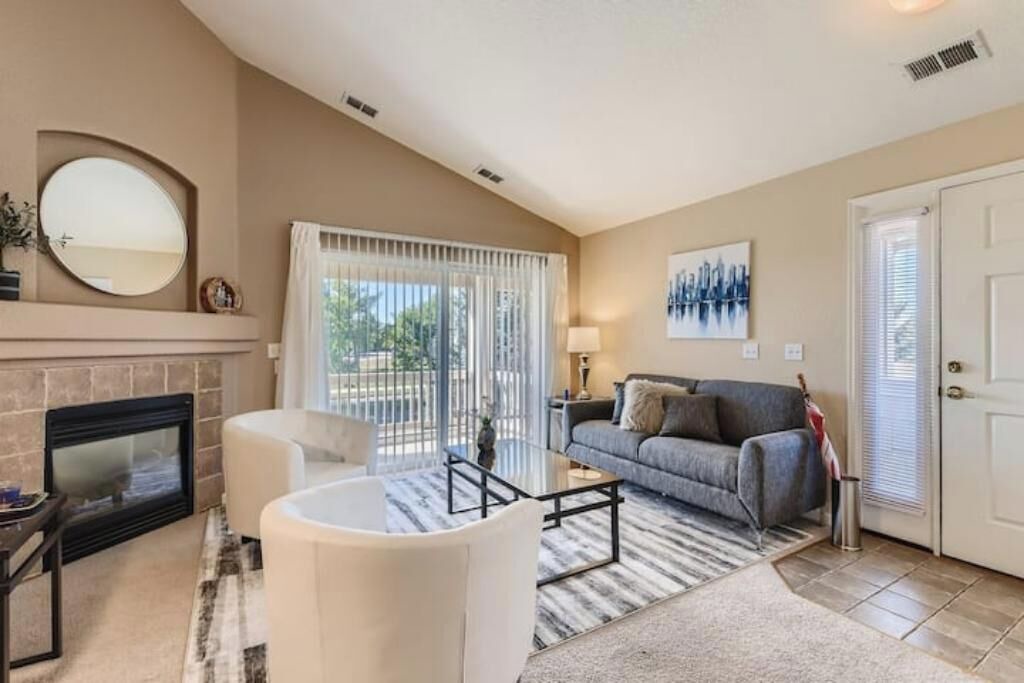 Photo of Livingroom in Broomfield