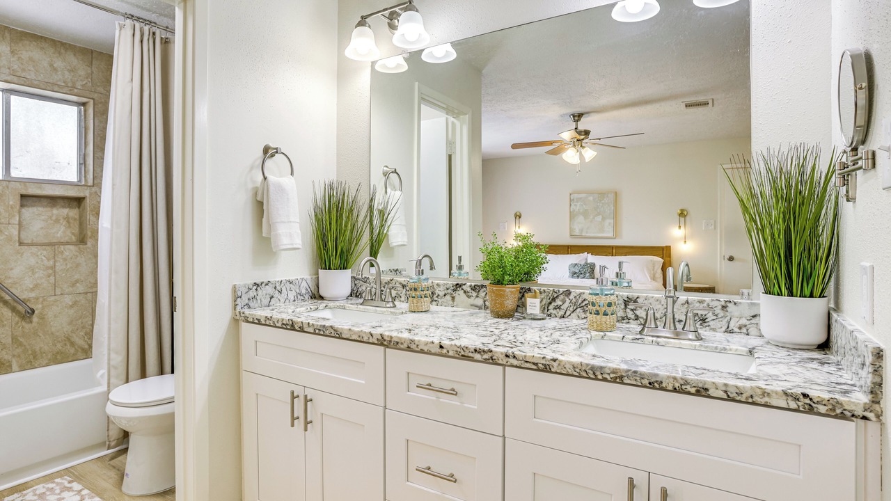 Photo of Bathroom in Atascocita