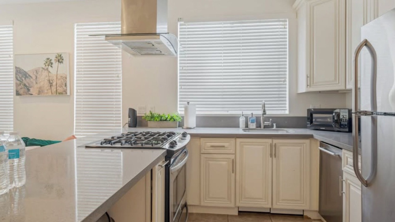 Photo of Kitchen in East Hollywood