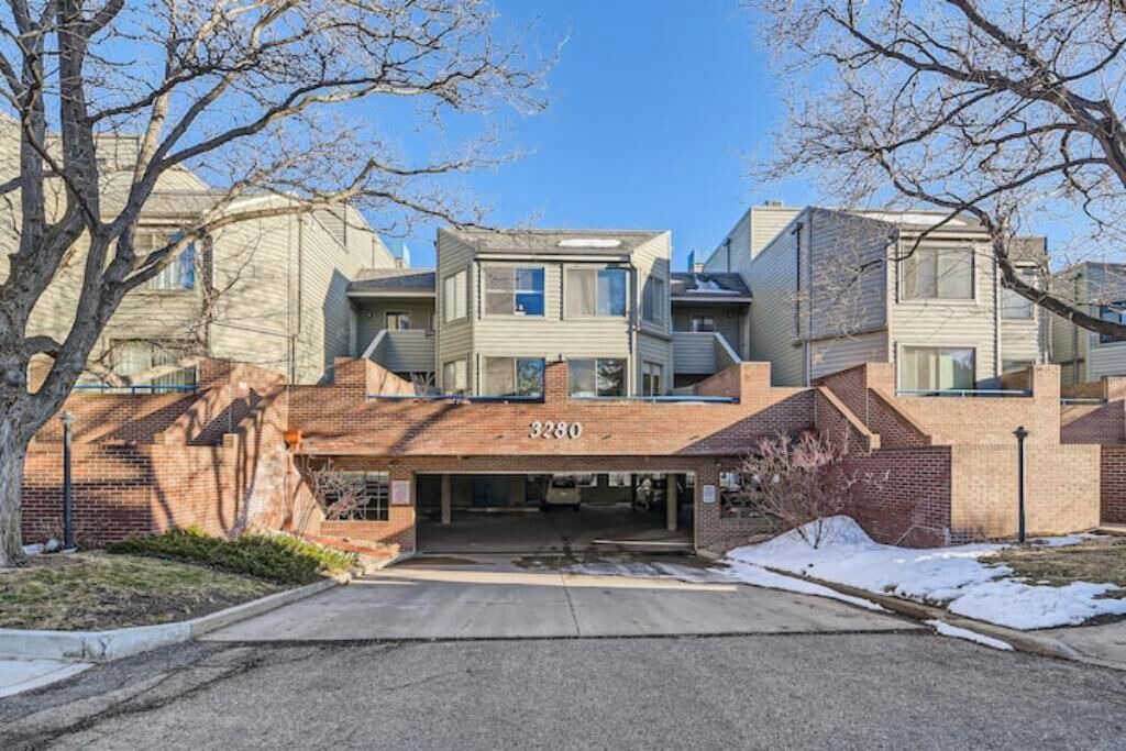 Photo of Outdoor in Glenwood Grove - North Iris