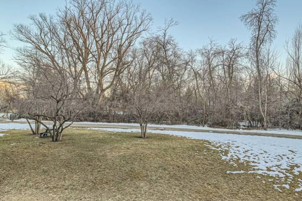 Photo of Others in Glenwood Grove - North Iris