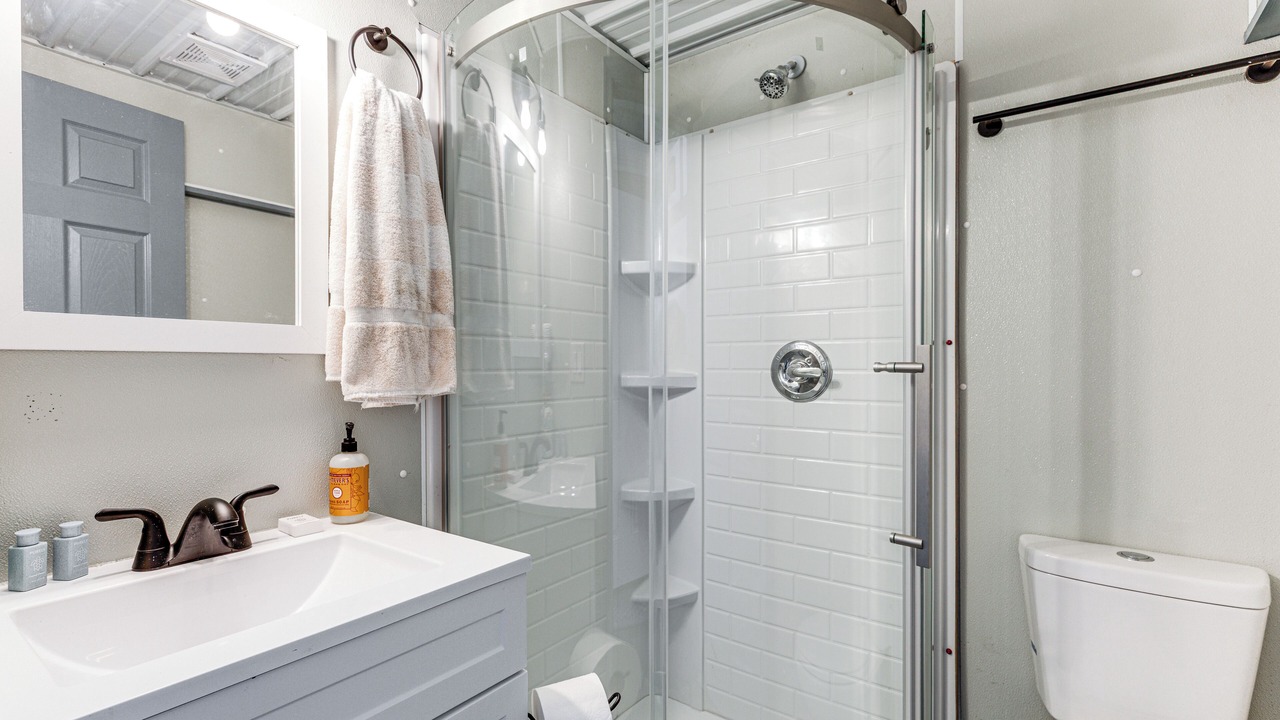 Photo of Bathroom in Avenue