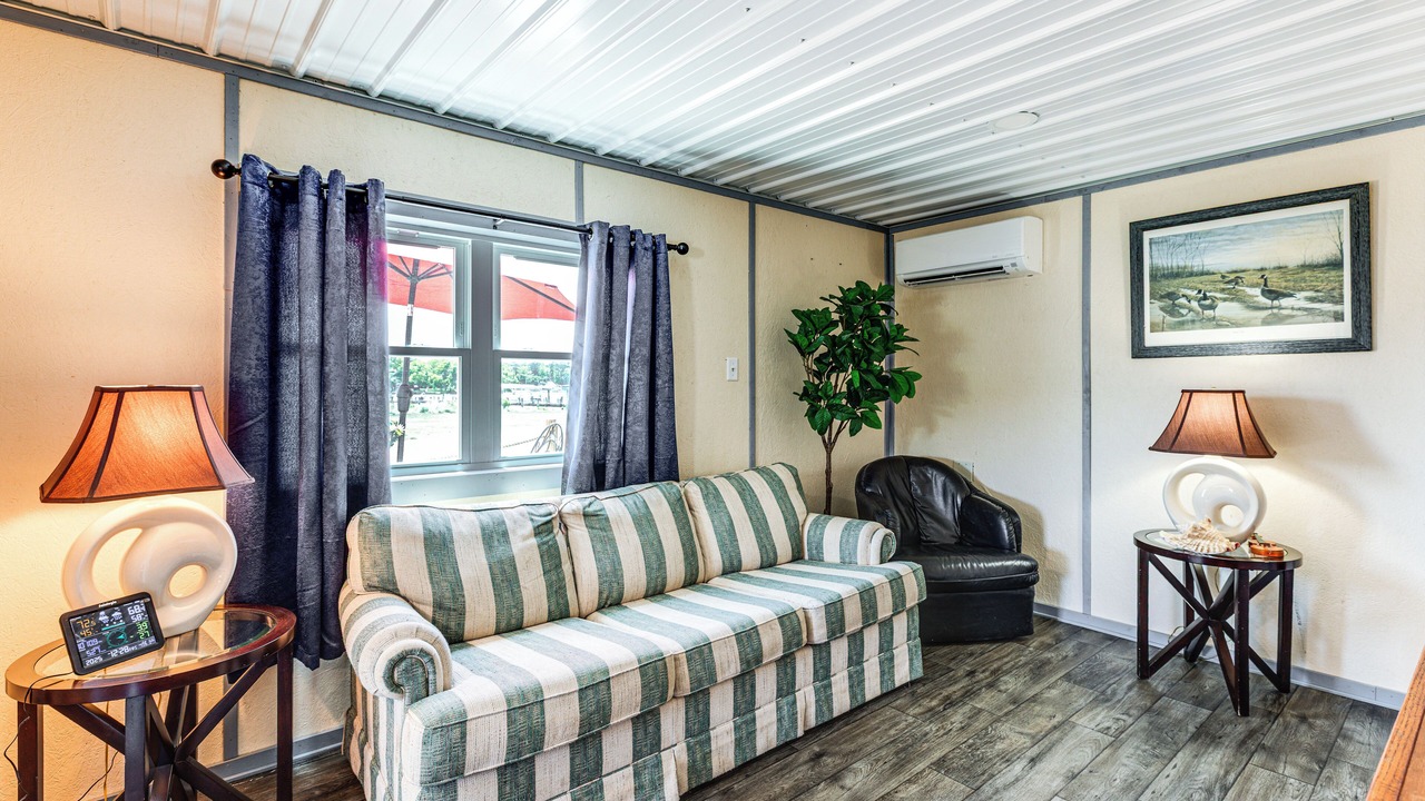 Photo of Livingroom in Avenue