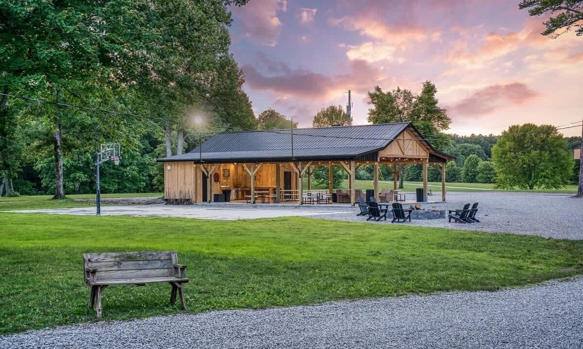 Photo of Outdoor in Spencer
