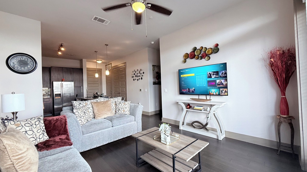 Photo of Livingroom in East Downtown Houston