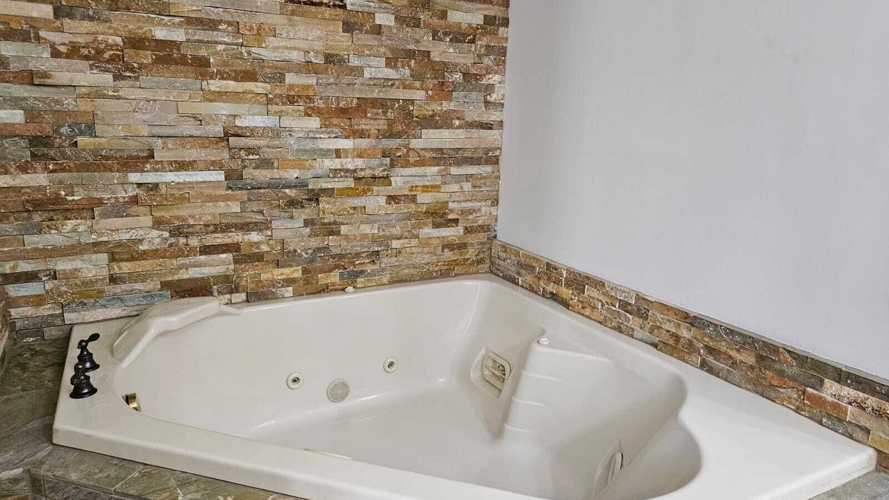 Photo of Bathroom in Cordova