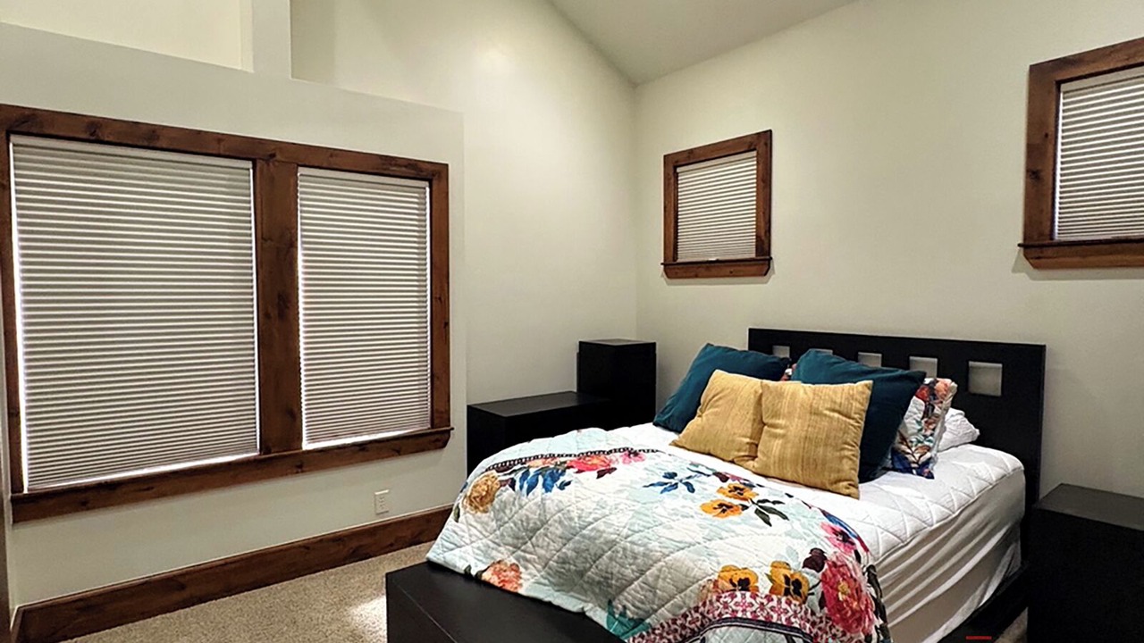 Photo of Bedroom in Timber Lakes