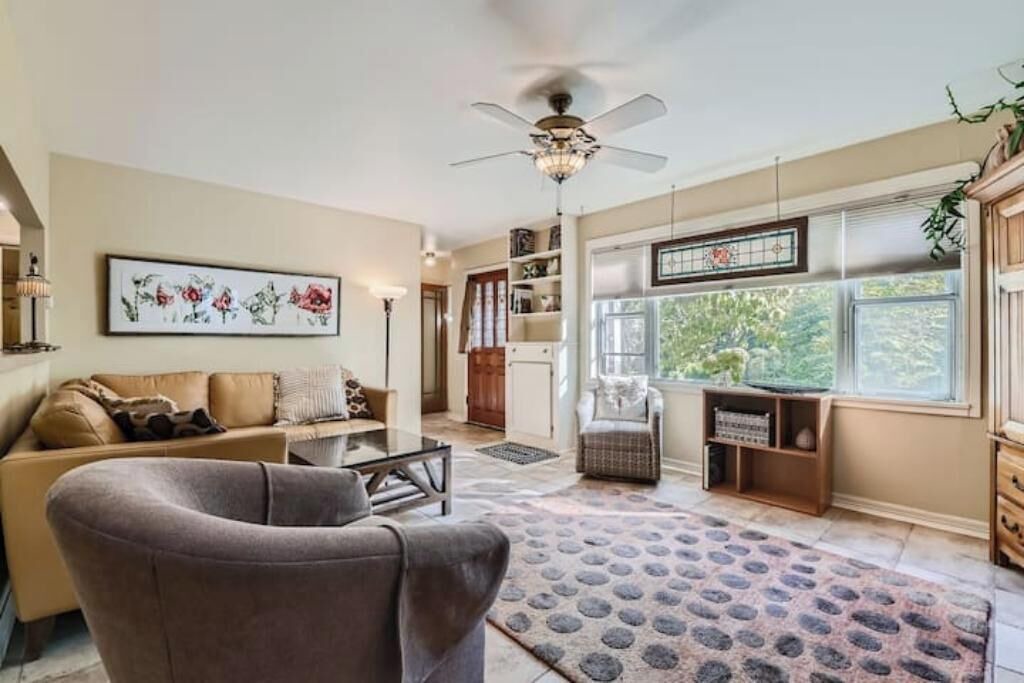 Photo of Livingroom in Newlands