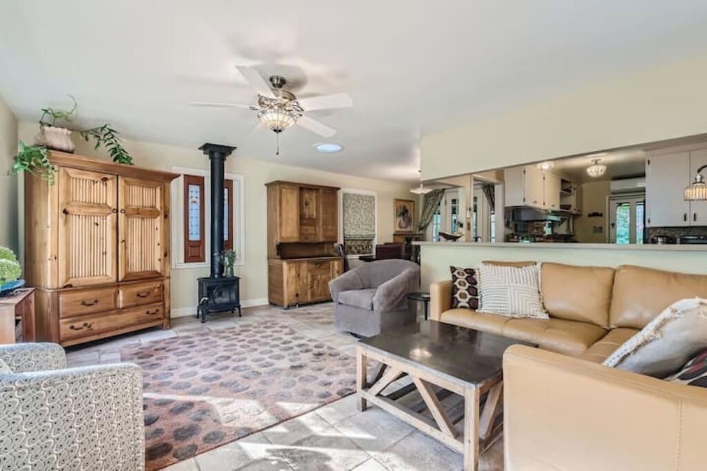 Photo of Livingroom in Newlands