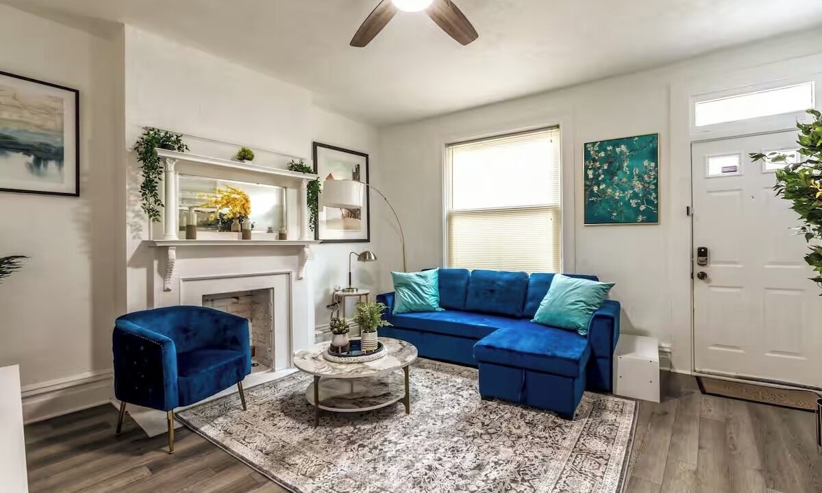 Photo of Livingroom in Shadyside