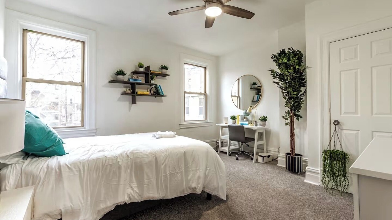 Photo of Bedroom in Shadyside
