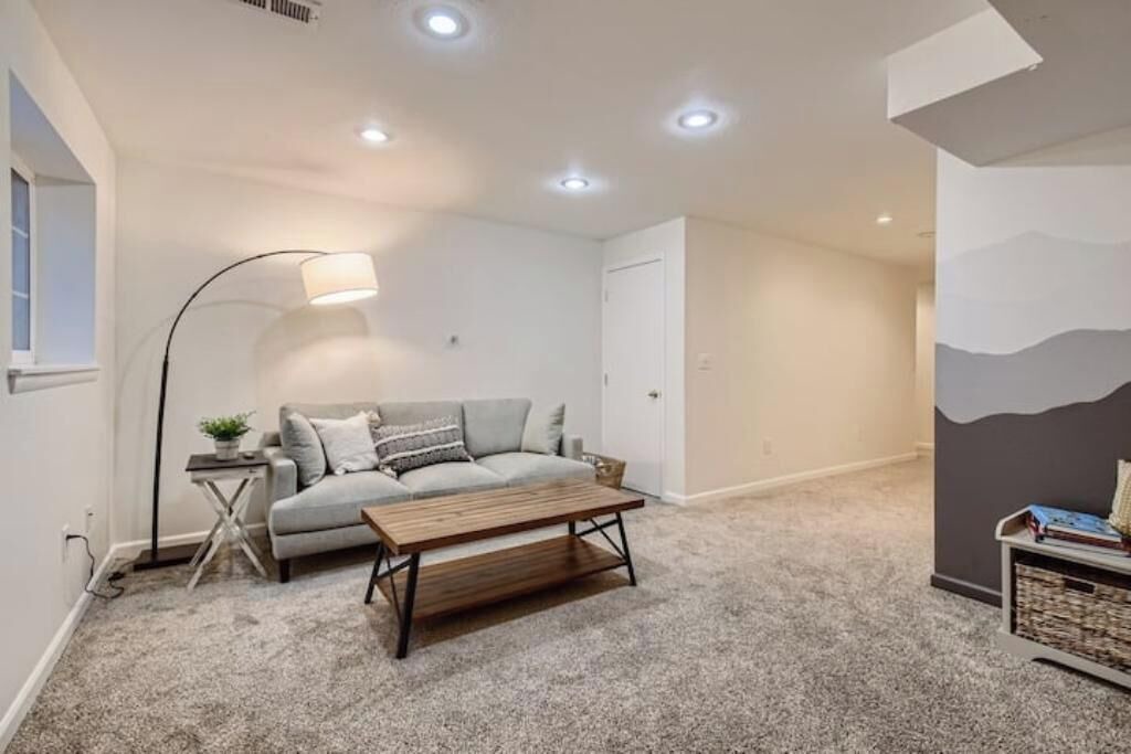 Photo of Livingroom in Louisville