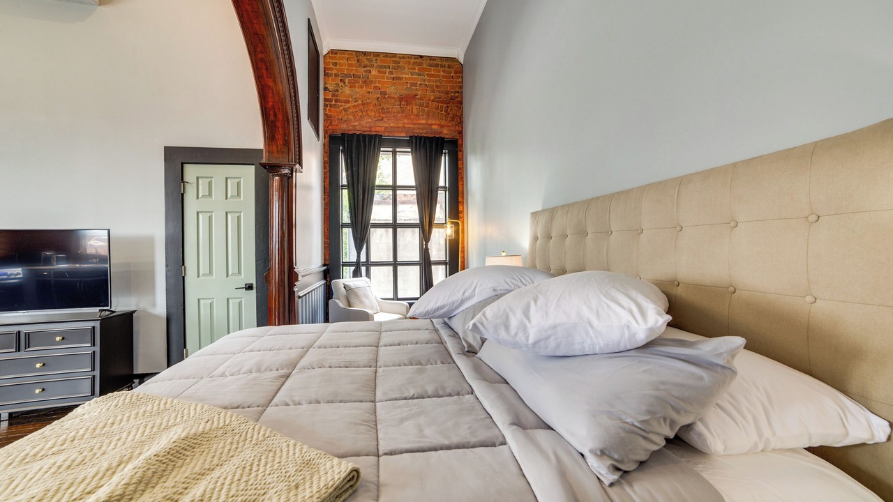 Photo of Bedroom in Marshall