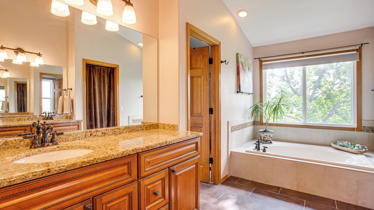 Photo of Bathroom in Highlands Ranch