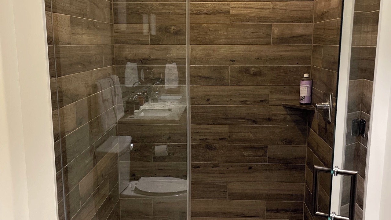 Photo of Bathroom in Uptown