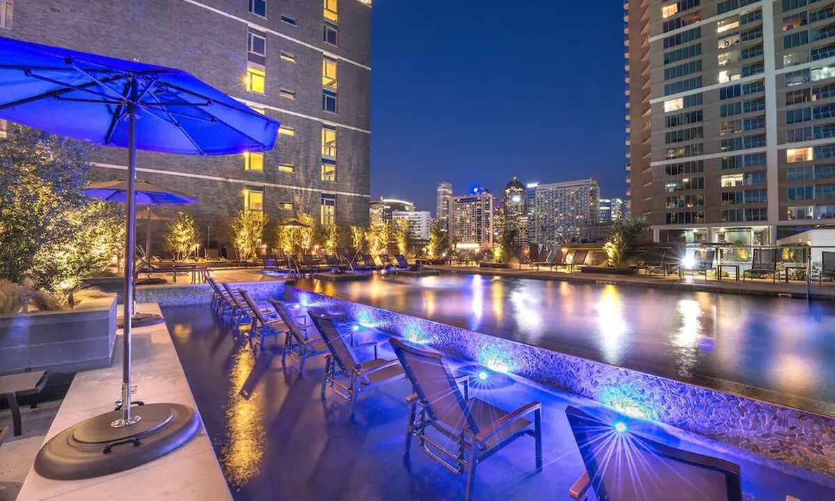 Photo of Outdoor in Uptown