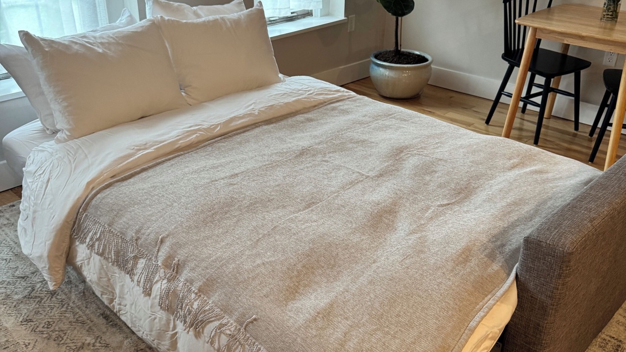 Photo of Bedroom in Old West Side