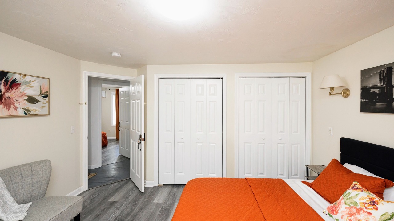 Photo of Bedroom in Webster Square