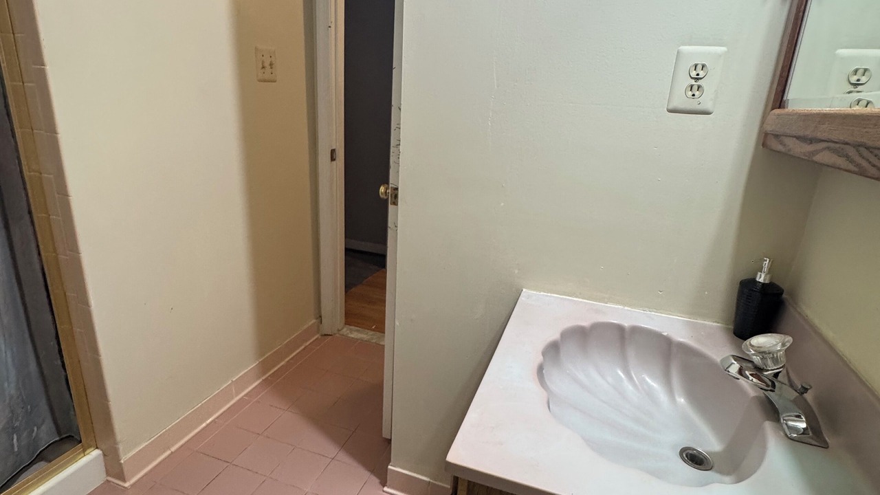 Photo of Bathroom in Clinton