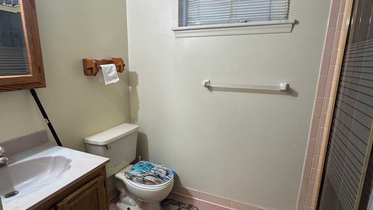 Photo of Bathroom in Clinton