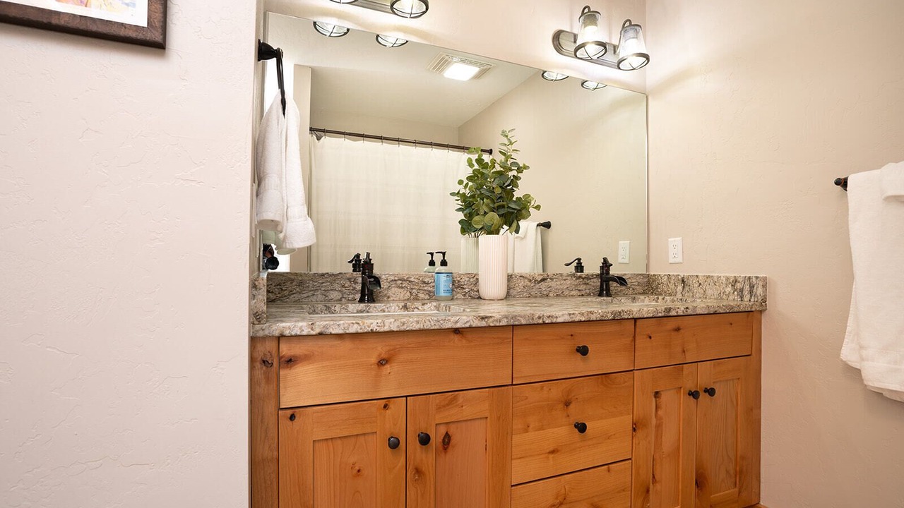 Photo of Bathroom in Buena Vista