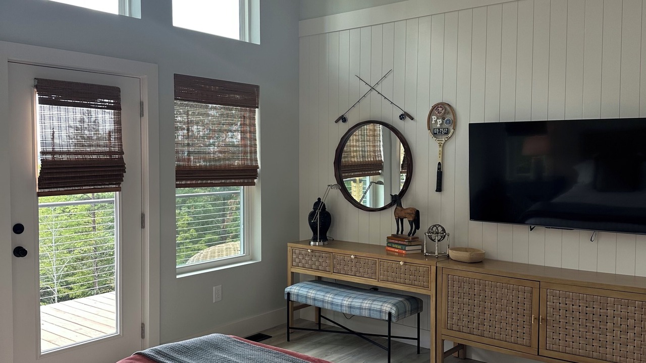 Photo of Bedroom in Hayesville