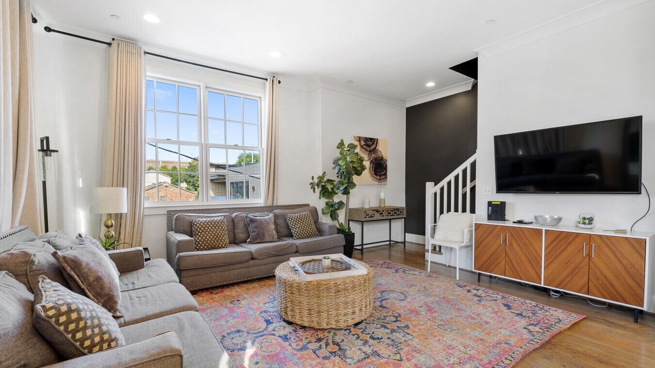 Photo of Livingroom in Rolling Mill Hill