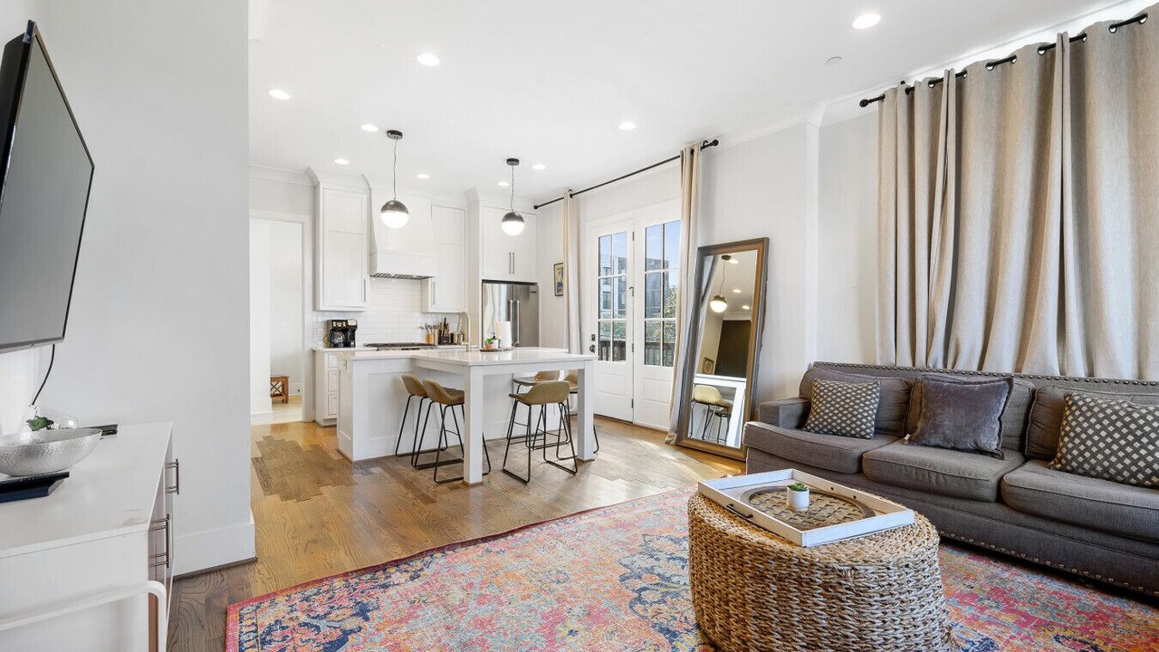 Photo of Livingroom in Rolling Mill Hill
