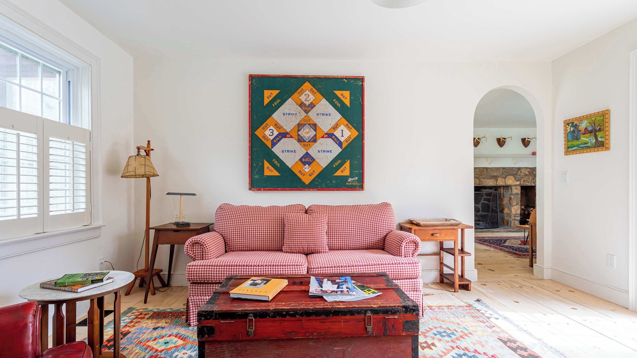 Photo of Livingroom in Rhinebeck