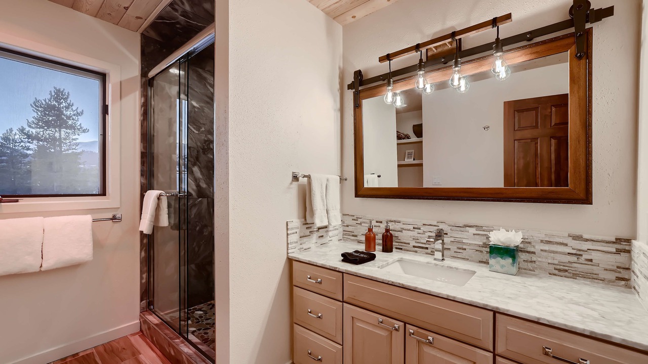 Photo of Bathroom in Forest Hills