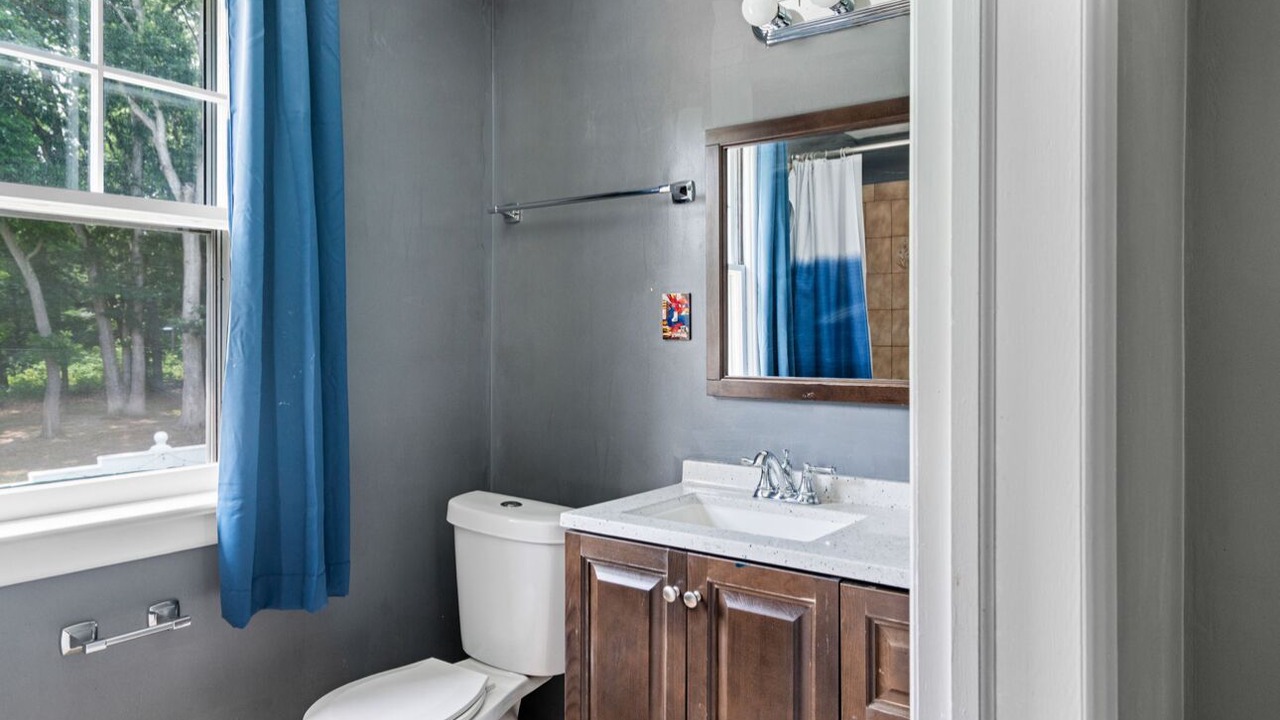 Photo of Bathroom in Grenloch