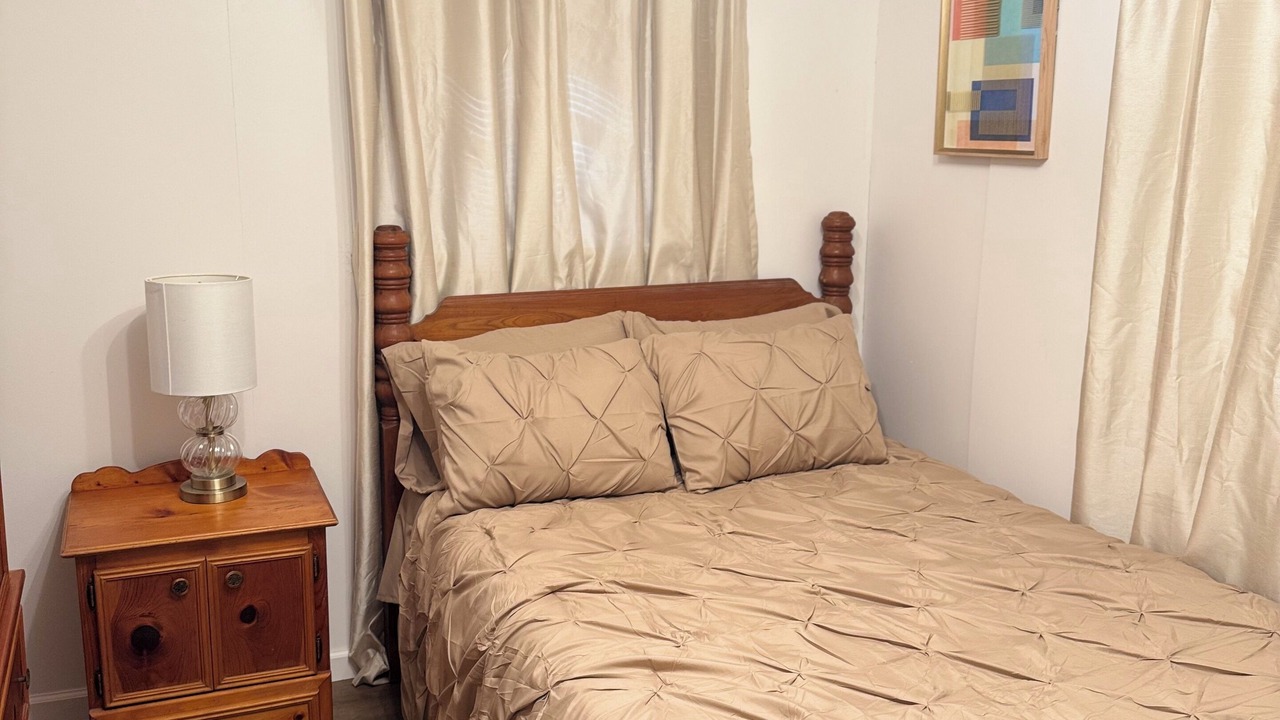 Photo of Bedroom in Center