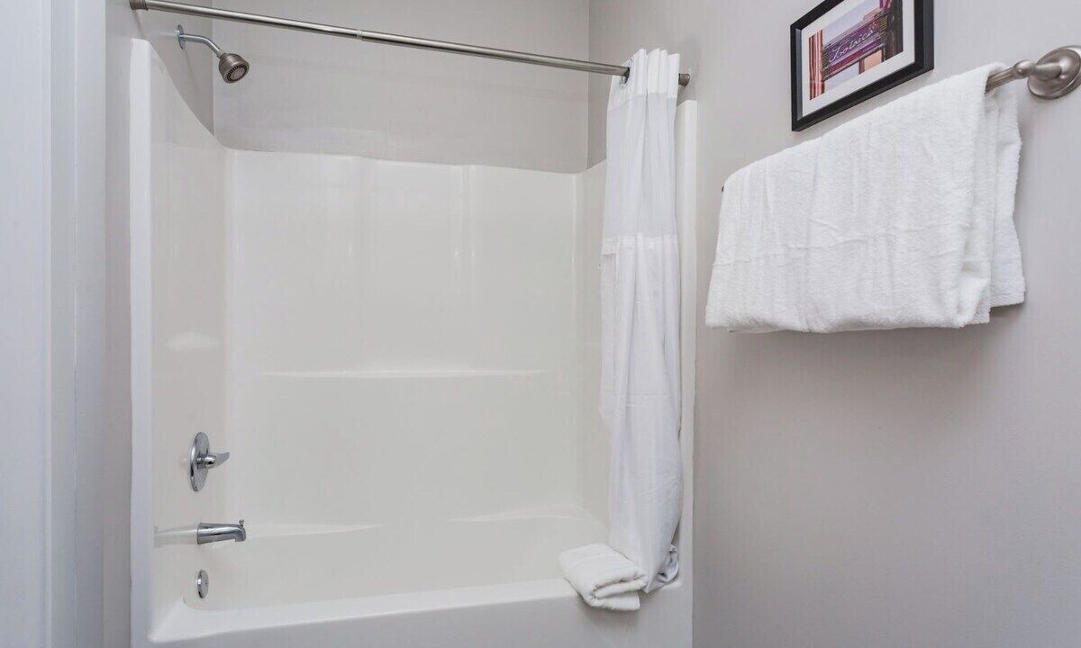 Photo of Bathroom in Hillsboro Village