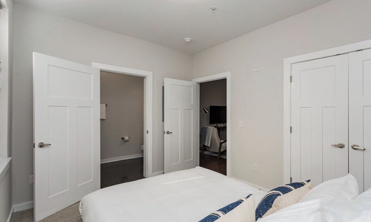 Photo of Bedroom in Hillsboro Village