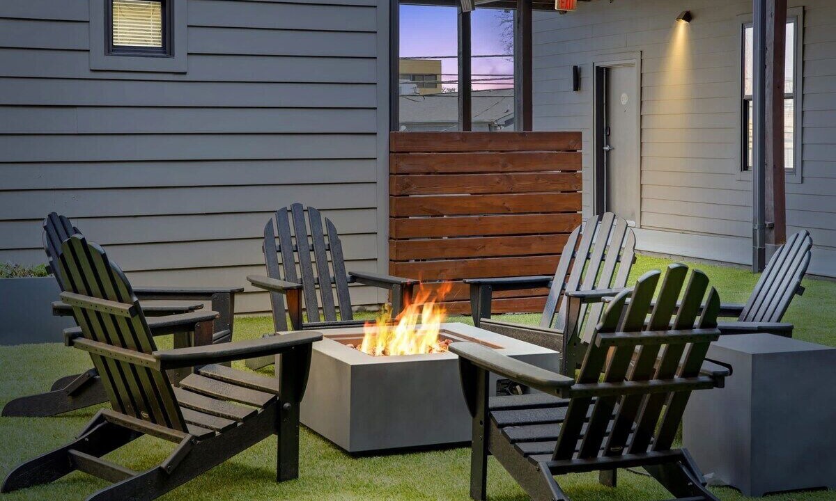 Photo of Outdoor in Hillsboro Village