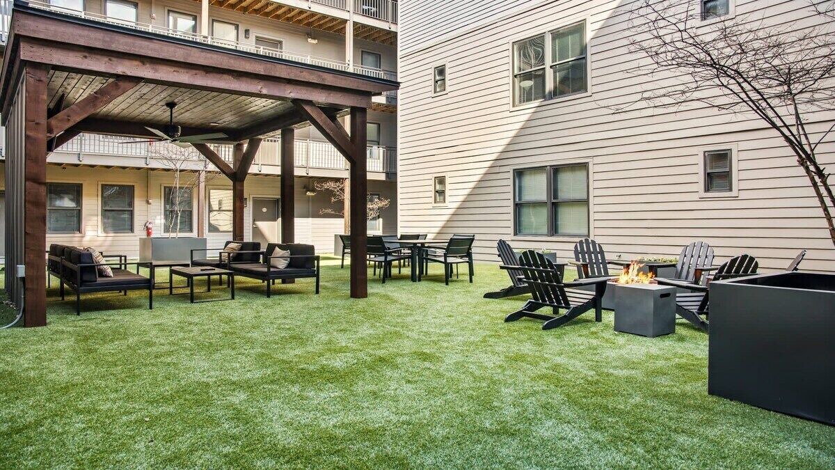 Photo of Outdoor in Hillsboro Village