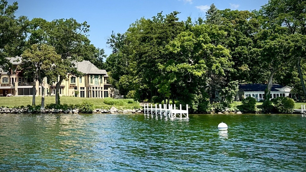 Photo of Others in Williams Bay