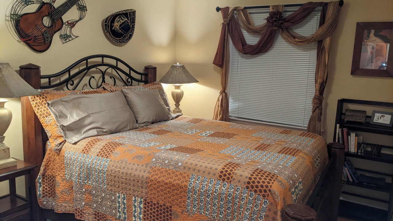 Photo of Bedroom in Green Hill