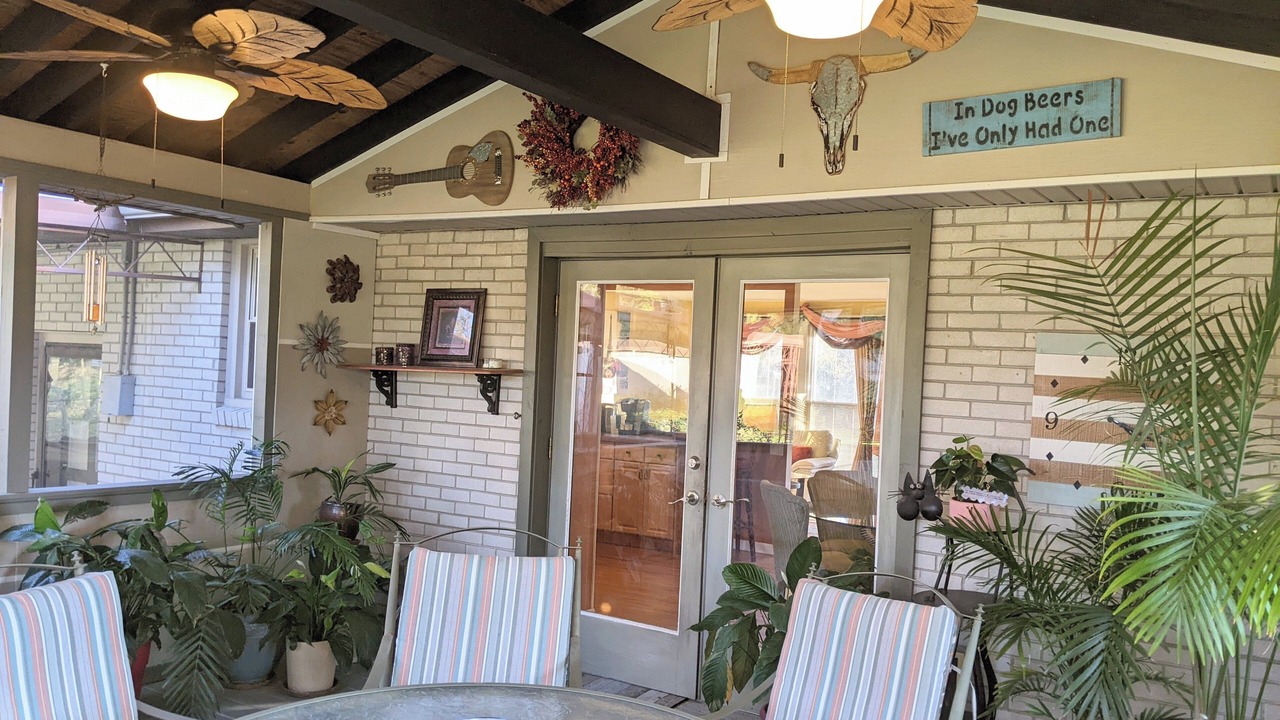 Photo of Outdoor in Green Hill