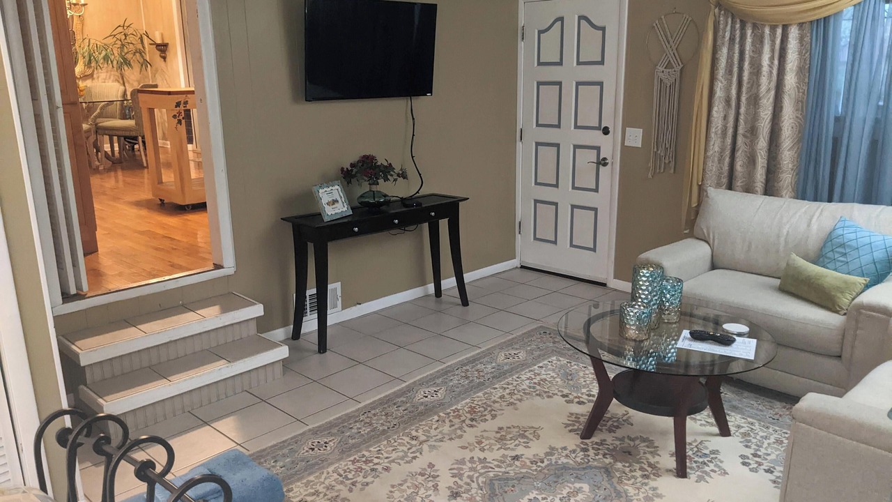 Photo of Livingroom in Green Hill