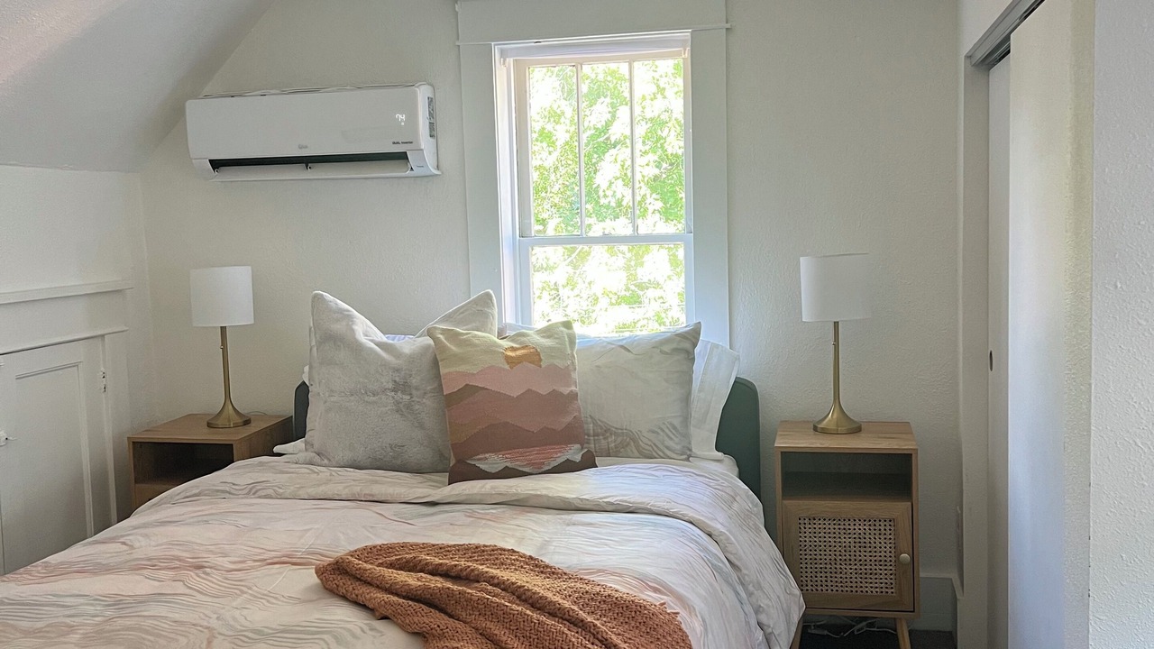 Photo of Bedroom in Downtown
