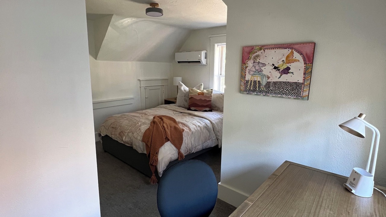 Photo of Bedroom in Downtown