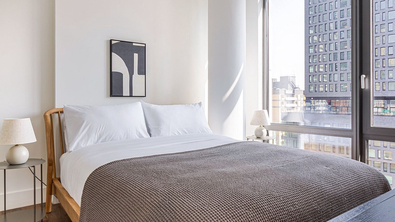 Photo of Bedroom in Hunters Point