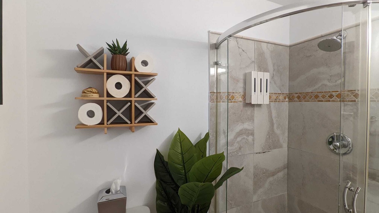 Photo of Bathroom in Harvey Park South