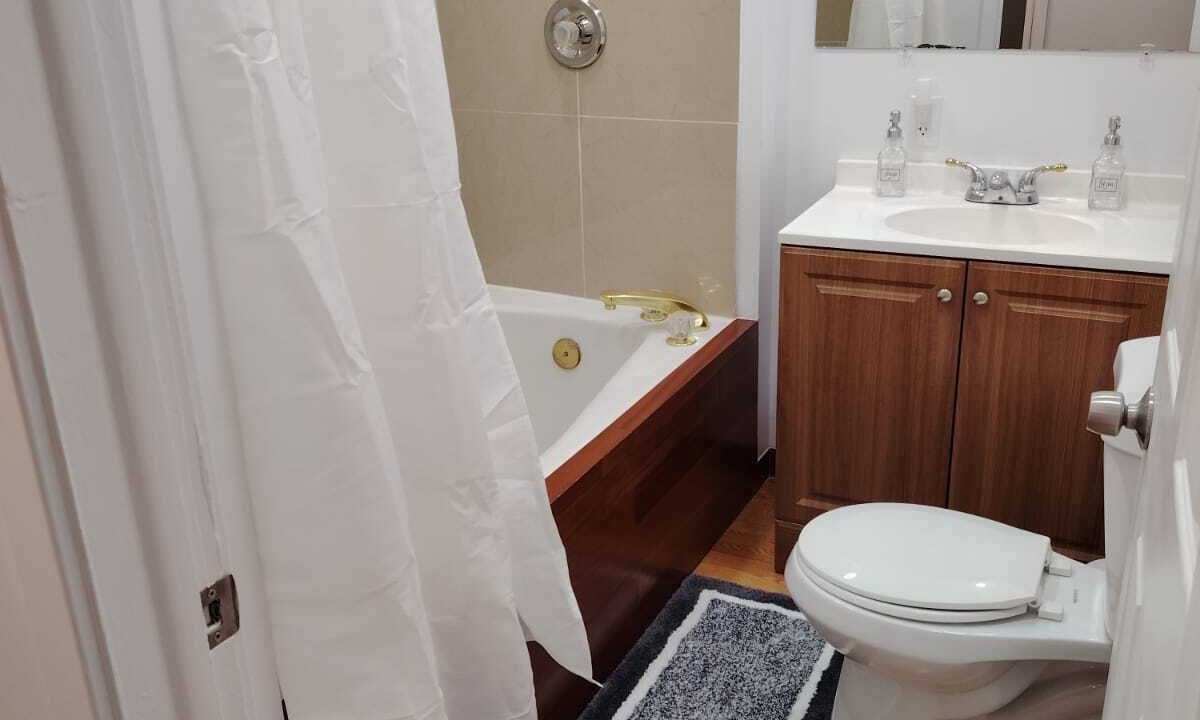 Photo of Bathroom in Harvey Park South